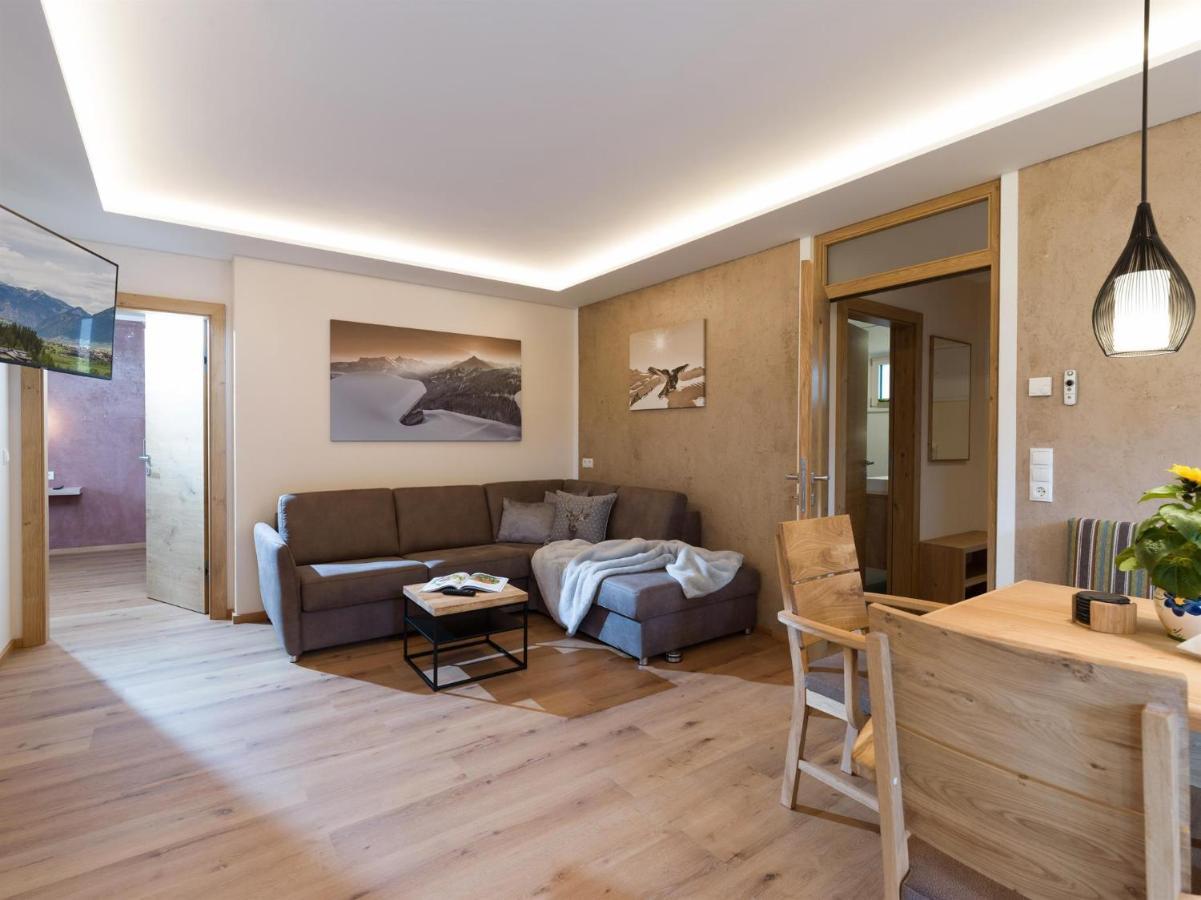 Apart Painting Ried im Zillertal Ngoại thất bức ảnh